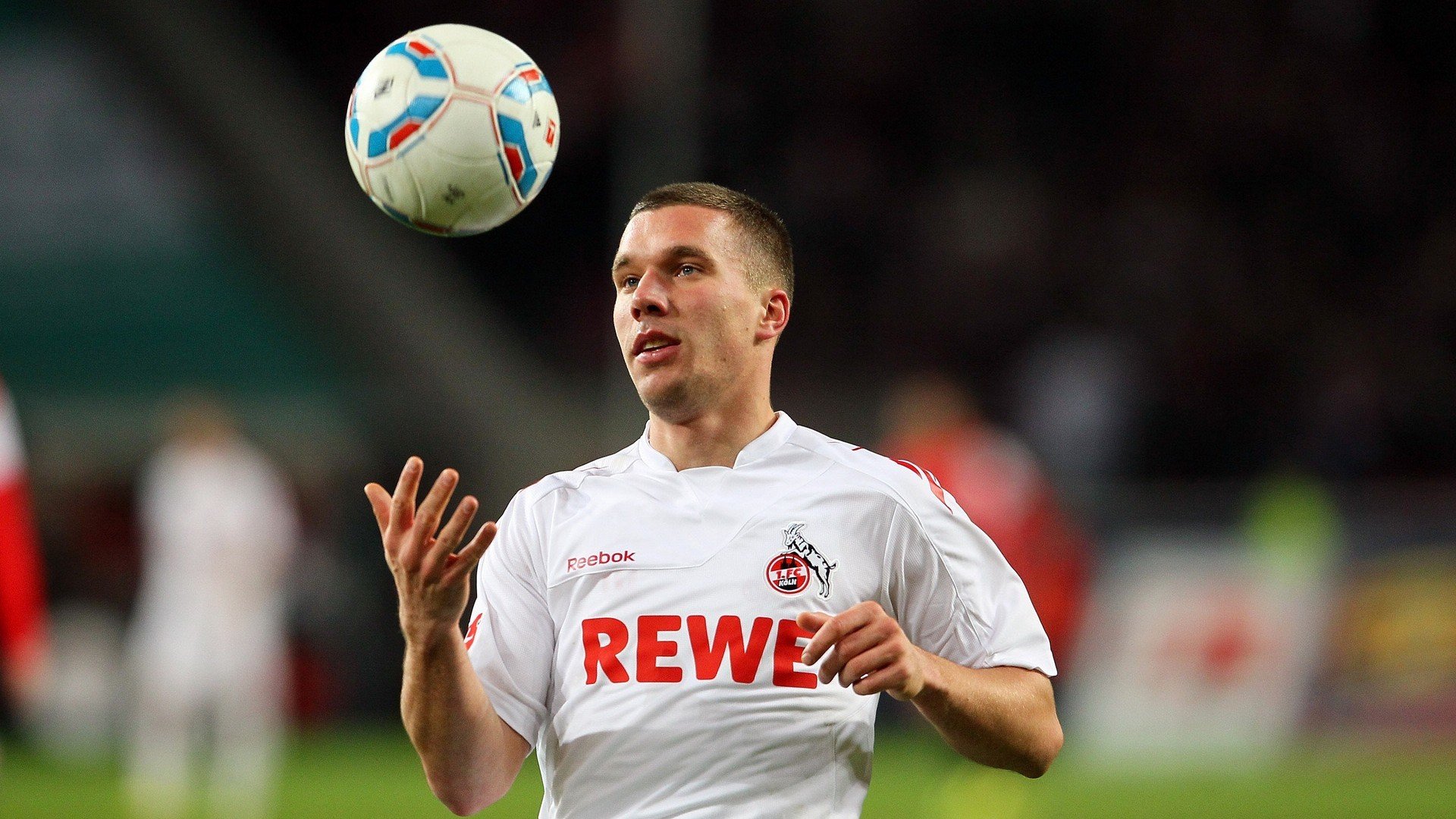 哈兰德化身不可逾越的城墙,防守神迹震惊足坛